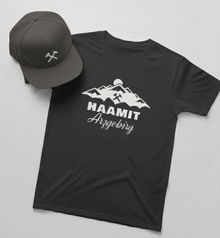 Snapback x T-Shirt Bundle - Haamitstuff