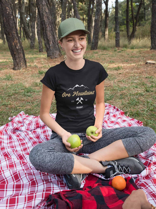 Enganliegendes Bio-T-Shirt für Damen - Ore Mountains - Haamitstuff